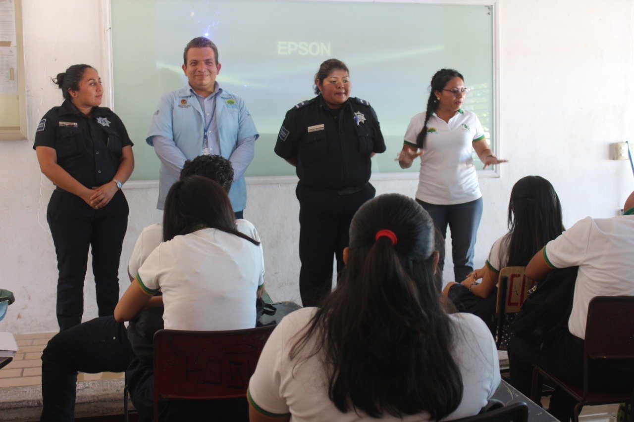 Imparten pláticas de prevención del delito y educación vial a ...