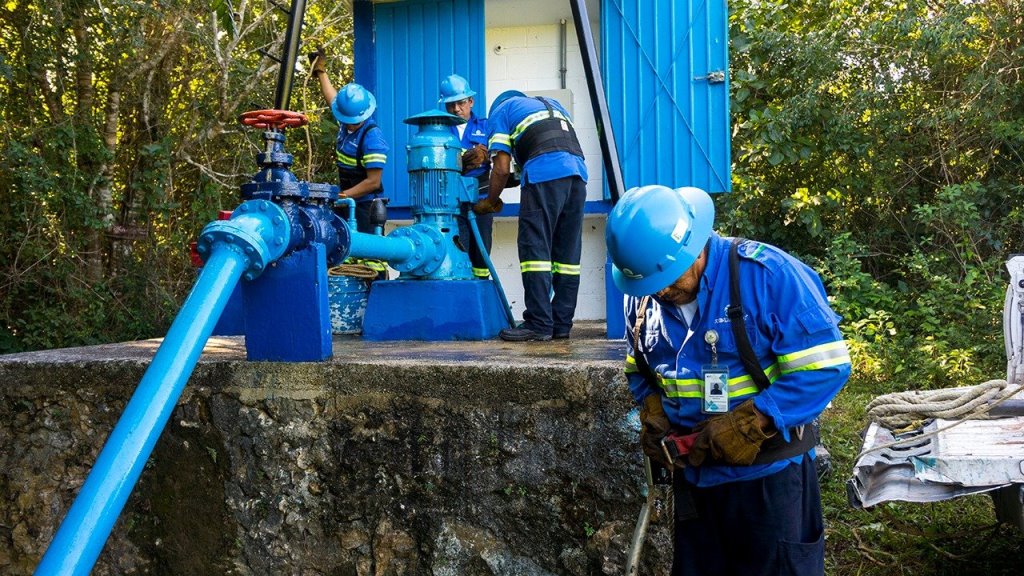 Aguakan restablece el servicio de agua al 90% en Cancún | Cancún Mío