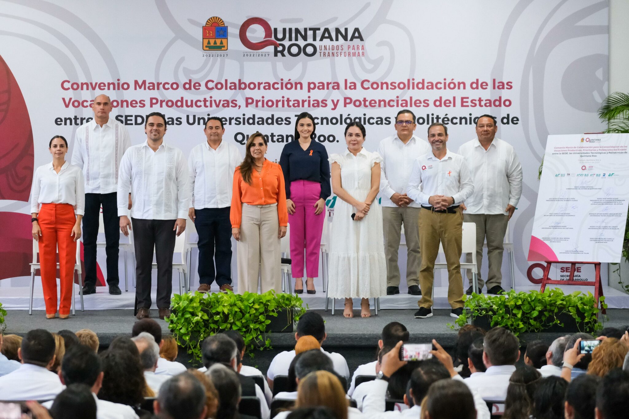 Mara Lezama firma convenio para impulsar empleabilidad juvenil