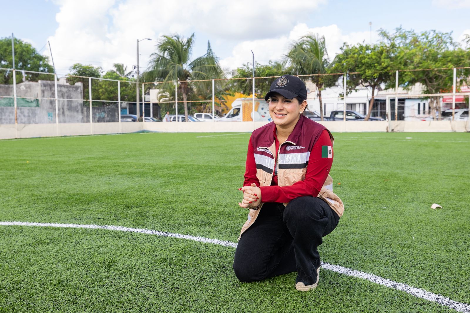 Rehabilitan canchas en colonias de Playa del Carmen